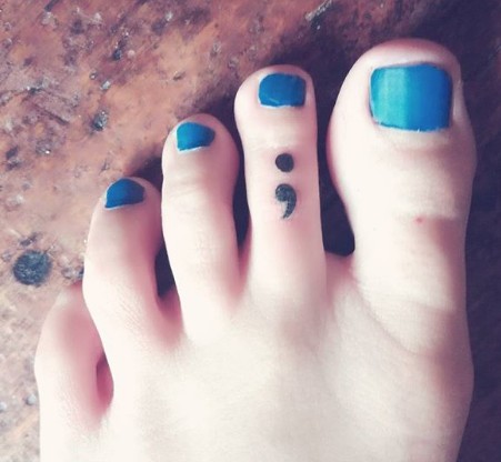 Μικροσκοπικά τατουάζ που μπορείς να κάνεις στα δάχτυλα των ποδιών σου - Φωτογραφία 3