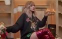 Η Taylor Swift γύρισε το νέο της βιντεοκλίπ (και) σε κεμπαπτζίδικο! (pic)