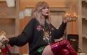 Η Taylor Swift γύρισε το νέο της βιντεοκλίπ (και) σε κεμπαπτζίδικο! (pic) - Φωτογραφία 3