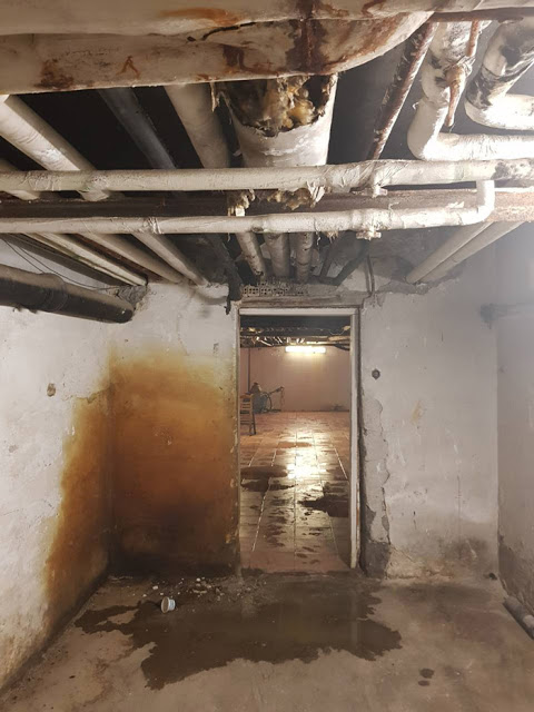 Φωτογραφίες: Έτσι είναι τα υπόγεια του «Έλενα Βενιζέλου» που εντοπίστηκαν τα ύποπτα βακτήρια - Φωτογραφία 2