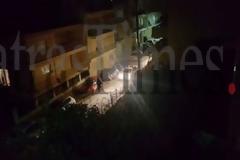 Πάτρα: Ξυλοκόπησε την γυναίκα του στην οδό Αλιάκμονος [photos+video]
