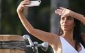 Η Kim Kardashian ισχυρίζεται πως οι selfies είναι πλέον μπανάλ!