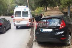 Πάτρα: Αυτοκίνητο καρφώθηκε σε κολόνα στο Δασύλλιο - Στο νοσοκομείο η γυναίκα οδηγός