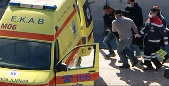 Σοκ με εργατικό ατύχημα στον Άγιο Νικόλαο: Ένας νεκρός, δύο τραυματίες - Φωτογραφία 1