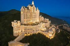 Castle Hotel: Ονειρεμένο κάστρο-παλάτι για αθεράπευτα ρομαντικούς