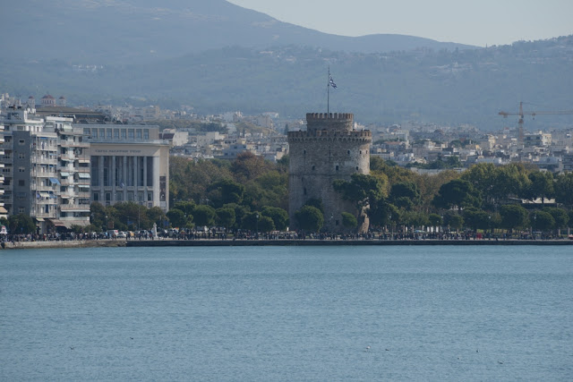Η πολιτική και στρατιωτική ηγεσία του ΥΠΕΘΑ στις εορταστικές εκδηλώσεις στη Θεσσαλονίκη - Φωτογραφία 11