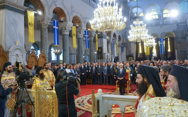 Η πολιτική και στρατιωτική ηγεσία του ΥΠΕΘΑ στις εορταστικές εκδηλώσεις στη Θεσσαλονίκη - Φωτογραφία 8