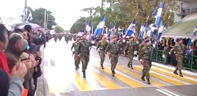 Βίντεο από τη Στρατιωτική παρέλαση στο Διδυμότειχο - Φωτογραφία 1