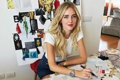 H Chiara Ferragni σχεδιάζει κουστούμια από τις πιο διάσημες γυναίκες της ελληνικής μυθολογίας