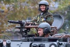 28η Οκτωβρίου - Θεσσαλονίκη: Οι γυναίκες που μαγνήτισαν τα βλέμματα στη στρατιωτική παρέλαση