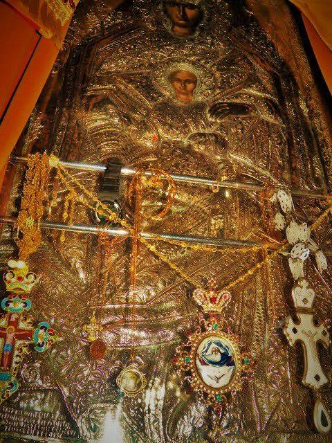 Ι. Ν. Αγίου Νικολάου Πειραιώς: Υποδοχή της Ιεράς εικόνος της Παναγίας Χρυσολεοντίσσης και ιερό λείψανο του Αγίου Νεκταρίου (1 - 23 Νοεμβρίου) - Φωτογραφία 1