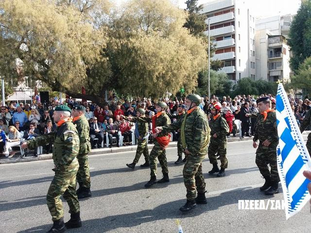 ΠΣΕΕΔ/ΣΑΚ: ΠΑΡΕΛΑΣΗ 28ης ΟΚΤΩΒΡΙΟΥ 2017 ΠΑΛ. ΦΑΛΗΡΟ - Φωτογραφία 12