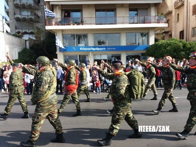 ΠΣΕΕΔ/ΣΑΚ: ΠΑΡΕΛΑΣΗ 28ης ΟΚΤΩΒΡΙΟΥ 2017 ΠΑΛ. ΦΑΛΗΡΟ - Φωτογραφία 14