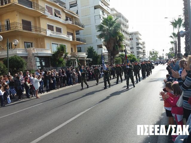 ΠΣΕΕΔ/ΣΑΚ: ΠΑΡΕΛΑΣΗ 28ης ΟΚΤΩΒΡΙΟΥ 2017 ΠΑΛ. ΦΑΛΗΡΟ - Φωτογραφία 6