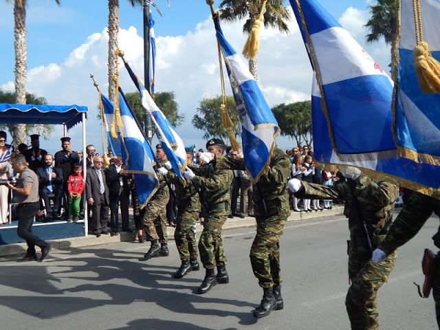 Φωτό από τη Στρατιωτική παρέλαση στην ΚΩ - Φωτογραφία 5