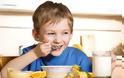 Προσοχή: Ποιο αγαπημένο και πασίγνωστο φαγητό των παιδιών προκαλεί καρκίνο - Συναγερμός...