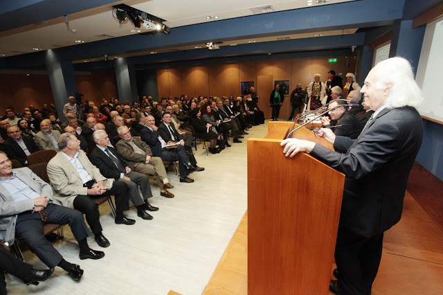 Με πολύ κόσμο η παρουσίαση του βιβλίου του Νίκου Θ. Μήτση: «ΔΗΜΟΣ ΕΧΙΝΟΥ ιστορικές ιχνηλασίες στα 1821» στην ΑΘΗΝΑ (ΦΩΤΟ: Χρήστος Μπόνης) - Φωτογραφία 61