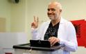 Σάλος στην Αλβανία: Εφημερίδα αποκάλυψε ότι ο Εντι Ράμα έχει... βεβαρημένο παρελθόν σχιζοφρένειας