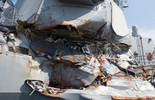 Το αμερικανικό Ναυτικό κατέληξε πλέον στο τι φταίει για τα δυστυχήματα… - Φωτογραφία 1