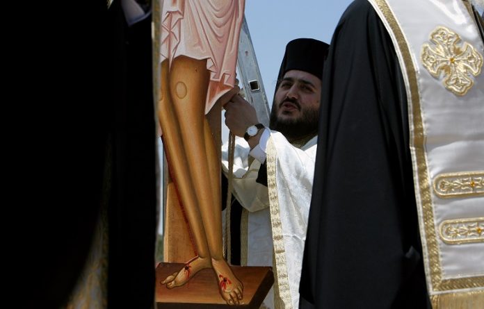 Αποκάλυψη: Ποιος ο προκλητικός μισθός ιερέων και αρχιερέων στην Ελλάδα - Φωτογραφία 1
