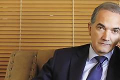 Μάριος Σαλμάς: Ένα… «παιδί των λουλουδιών» στην πολιτική!