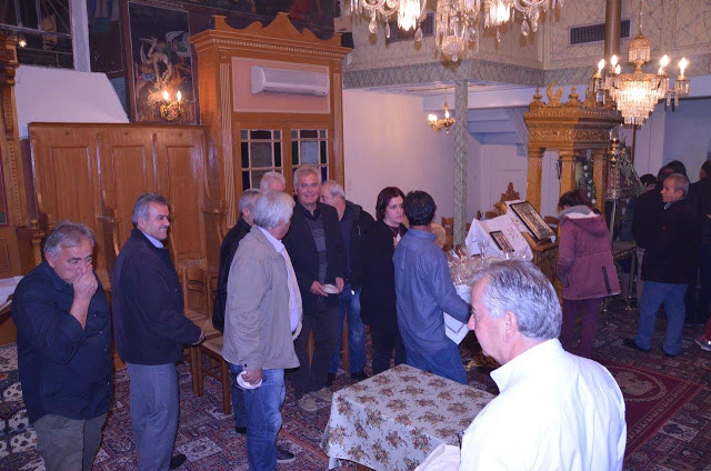 Χορεία ιερέων στο Εσπερινό για την εορτή των Αρχαγγέλων Μιχαήλ και Γαβριήλ στο Αγράμπελο. - Φωτογραφία 103