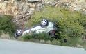Τροχαίο ατύχημα στην Πάργα: Ανατράπηκε Ι.Χ. αυτοκίνητο στην εθνική οδό Πρέβεζα - Ηγουμενίτσα στο ύψος του Μεσοποτάμου - Φωτογραφία 1