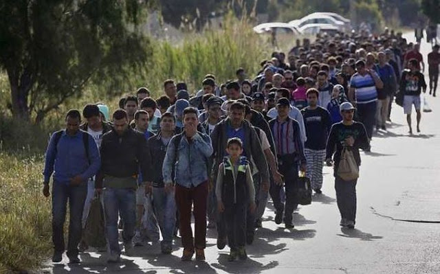 Μουζάλας: Έρχονται όλο και περισσότεροι «μετανάστες»! Μπορεί να έχουμε ένα «νέο 2015» - Φωτογραφία 1