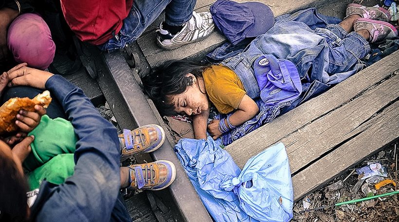 Der Tagesspiegel: Οι 33.293 πρόσφυγες που πέθαναν στο ταξίδι για το «φρούριο της Ευρώπης» με όνομα και επώνυμο - Φωτογραφία 1