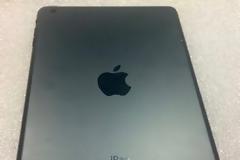 Apple iPad mini Retina Display WiFi (32GB) TIMH 220€