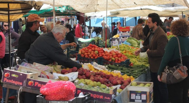 Λαϊκές αγορές: Οι άδειες & η ευθύνη των ΟΤΑ (ν/σ) - Φωτογραφία 1