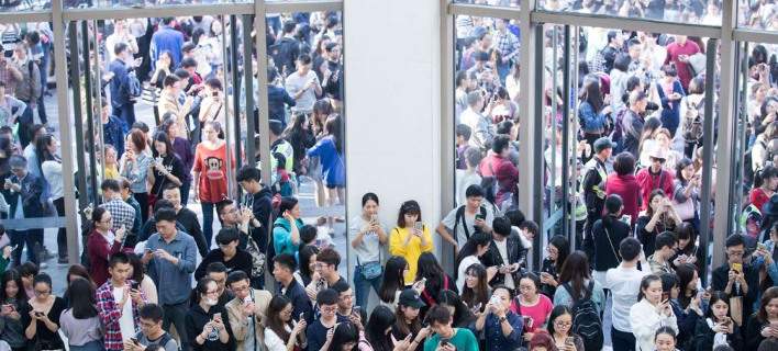 ΕΞΩΦΡΕΝΙΚΑ ΜΕΓΕΘΗ Σήμερα, Σάββατο, οι Κινέζοι ξόδεψαν 20,6 δισ. ευρώ για ψώνια - Φωτογραφία 1