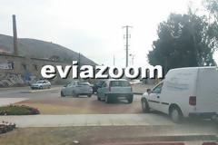 Απίστευτες εικόνες στον Άγιο Στέφανο Χαλκίδας: Αυτοκίνητα περνούν πάνω από τον κυκλικό κόμβο! (ΦΩΤΟ)