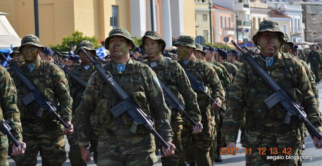 ΕΛΕΥΘΕΡΙΑ ΣΑΜΟΥ 2017. Εντυπωσιακές φωτό από τη Στρατιωτική παρέλαση - Φωτογραφία 14