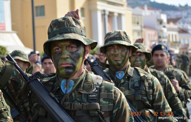 ΕΛΕΥΘΕΡΙΑ ΣΑΜΟΥ 2017. Εντυπωσιακές φωτό από τη Στρατιωτική παρέλαση - Φωτογραφία 17