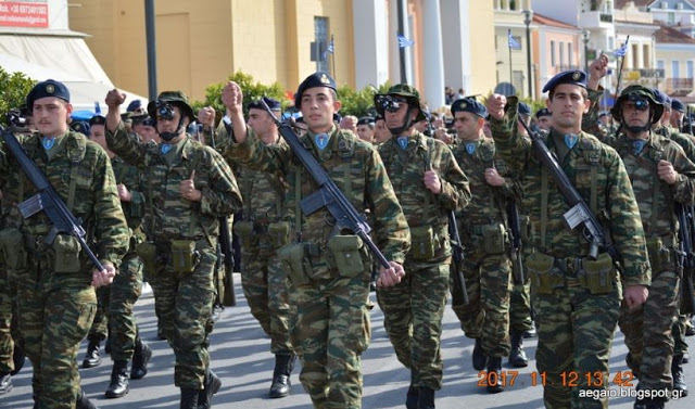 ΕΛΕΥΘΕΡΙΑ ΣΑΜΟΥ 2017. Εντυπωσιακές φωτό από τη Στρατιωτική παρέλαση - Φωτογραφία 21