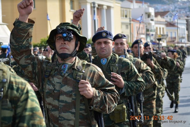 ΕΛΕΥΘΕΡΙΑ ΣΑΜΟΥ 2017. Εντυπωσιακές φωτό από τη Στρατιωτική παρέλαση - Φωτογραφία 23