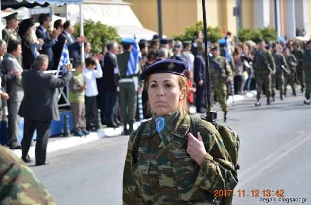 ΕΛΕΥΘΕΡΙΑ ΣΑΜΟΥ 2017. Εντυπωσιακές φωτό από τη Στρατιωτική παρέλαση - Φωτογραφία 25