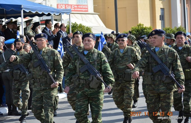 ΕΛΕΥΘΕΡΙΑ ΣΑΜΟΥ 2017. Εντυπωσιακές φωτό από τη Στρατιωτική παρέλαση - Φωτογραφία 31