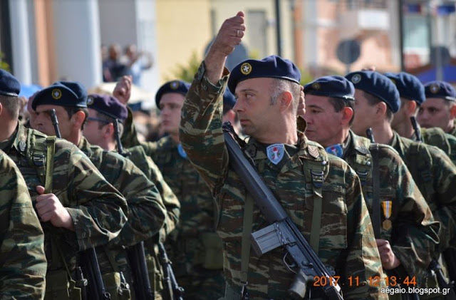 ΕΛΕΥΘΕΡΙΑ ΣΑΜΟΥ 2017. Εντυπωσιακές φωτό από τη Στρατιωτική παρέλαση - Φωτογραφία 40