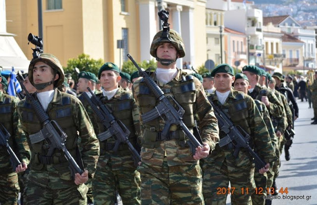 ΕΛΕΥΘΕΡΙΑ ΣΑΜΟΥ 2017. Εντυπωσιακές φωτό από τη Στρατιωτική παρέλαση - Φωτογραφία 47