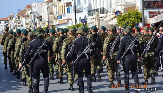 ΕΛΕΥΘΕΡΙΑ ΣΑΜΟΥ 2017. Εντυπωσιακές φωτό από τη Στρατιωτική παρέλαση - Φωτογραφία 51