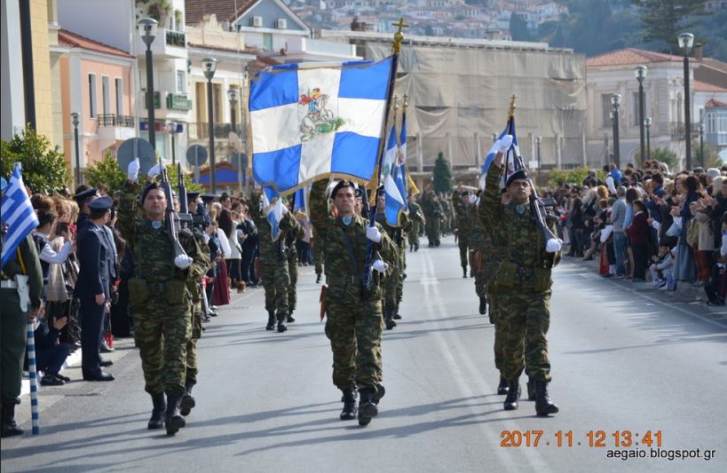 ΕΛΕΥΘΕΡΙΑ ΣΑΜΟΥ 2017. Εντυπωσιακές φωτό από τη Στρατιωτική παρέλαση - Φωτογραφία 6