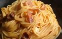 Η συνταγή της ημέρας: Μακαρονάδα με ροζ σάλτσα