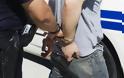 Μεσολόγγι: Σύλληψη 40χρονου για λαθραίο καπνό, ναρκωτικά χάπια και κλεμμένα μπουκάλια