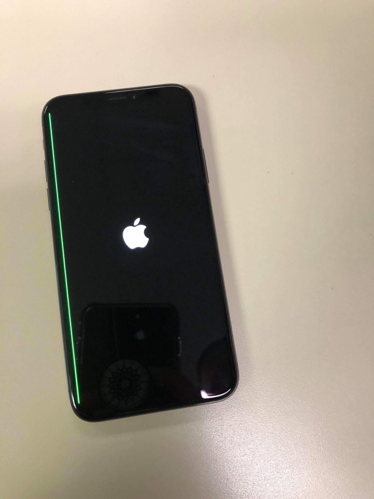 Ποια η «πράσινη γραμμή θανάτου» που απογοητεύει τους κατόχους iPhoneX - Φωτογραφία 2