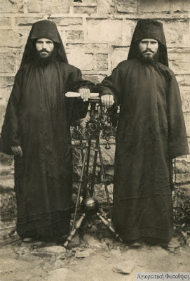 Γρηγόριος μοναχός Καυσοκαλυβίτης - Φωτογραφία 2