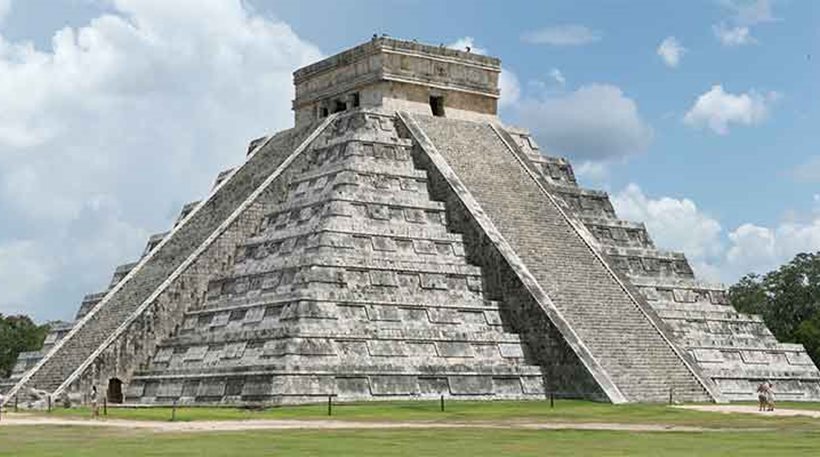 Κρυφό τούνελ κάτω από πυραμίδα 1.000 ετών ξεκλειδώνει τα μυστικά των Μάγια - Φωτογραφία 1