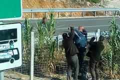 Ιόνια Οδός: Εγκληματική πρακτική από/επιβίβασης επί του αυτοκινητοδρόμου [pics]