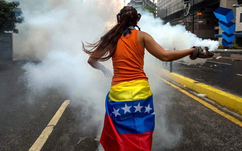 Ο S&P κηρύσσει τη Βενεζουέλα σε κατάσταση «μερικής χρεοκοπίας» - Φωτογραφία 1